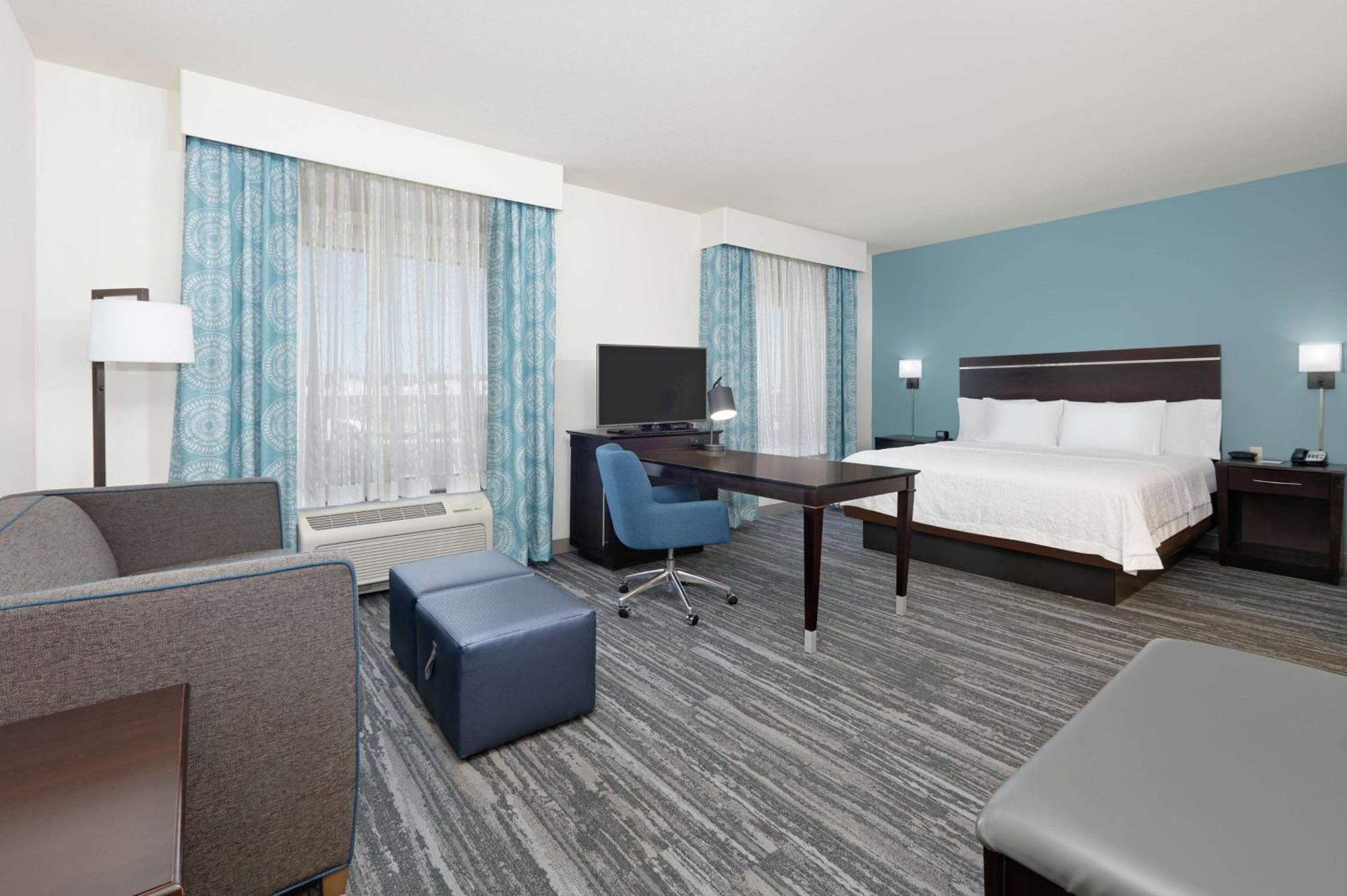 Hampton Inn & Suites Childress Exteriör bild